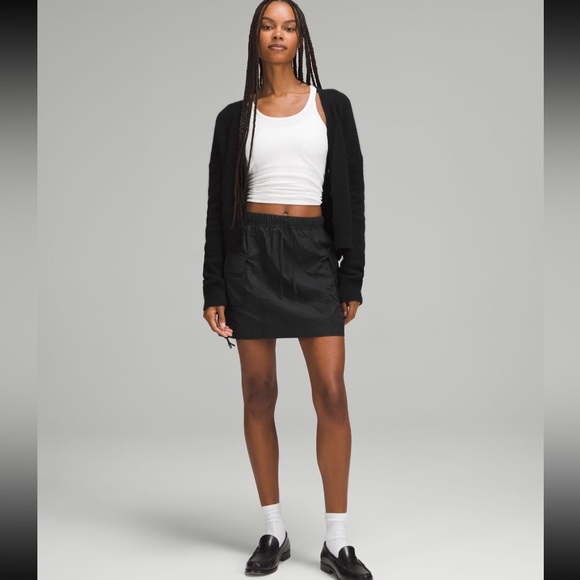 lululemon athletica Dresses & Skirts - Lululemon Nylon Cargo Pocket Parachute Mini Skirt